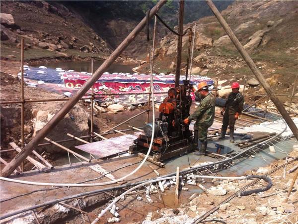 东坡地基下陷时操作注浆泵应遵守的规范