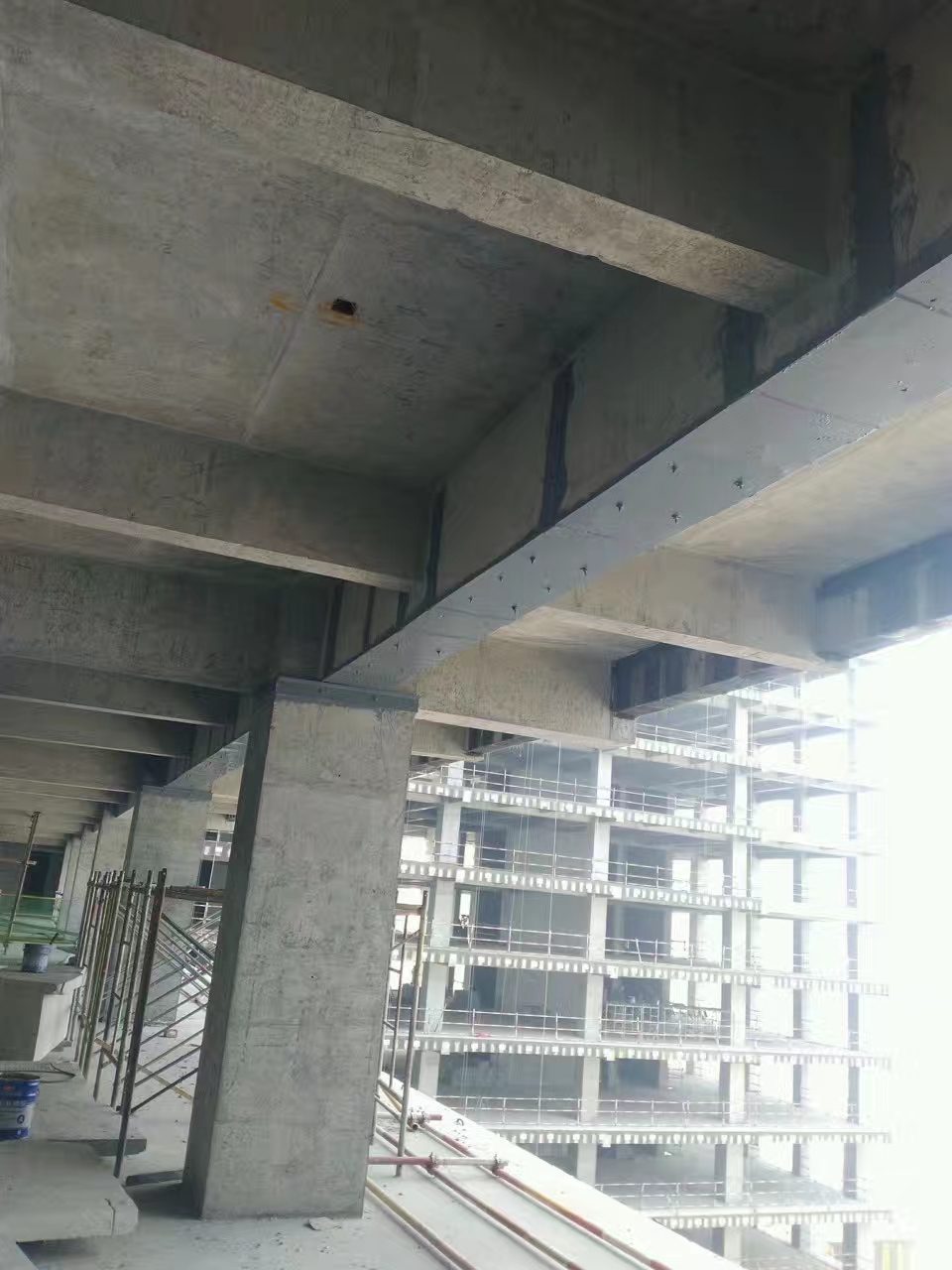 东坡房屋加固的费用高吗?