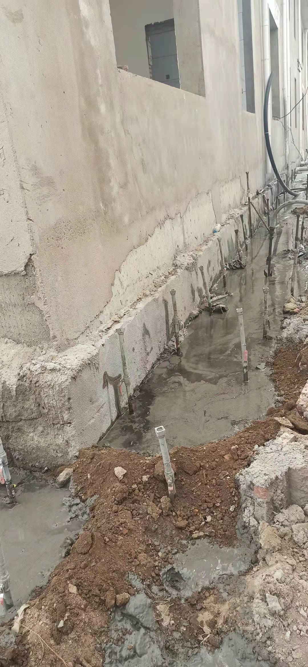 东坡地基基础的加固方法